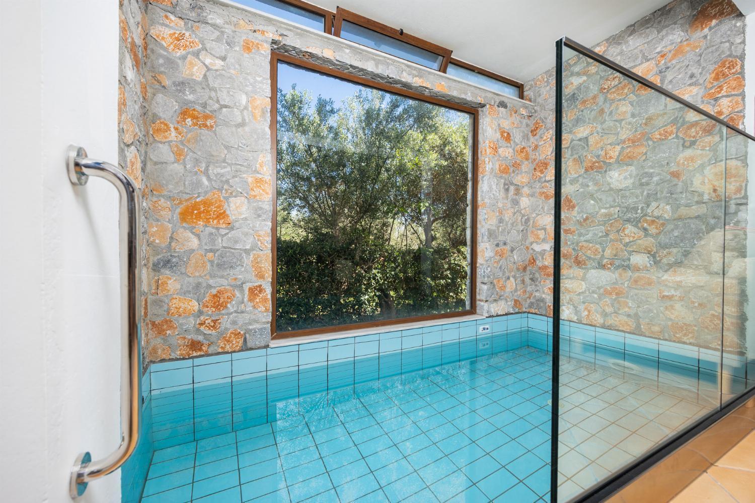 Tzina Villa *
